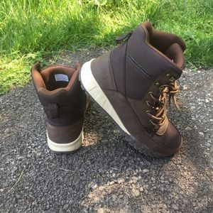 Reserved footwear Men’s Meson Brown Work boots  size 8